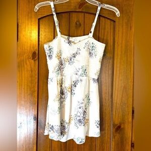 Maurice’s Floral Print Spaghetti Strap Smocked Bodice Baby Doll Tank Top Sz S